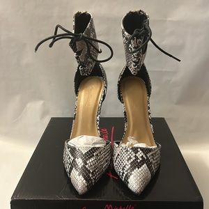 Anne Michelle Snake Skin Ankle Laced Heels Size 7